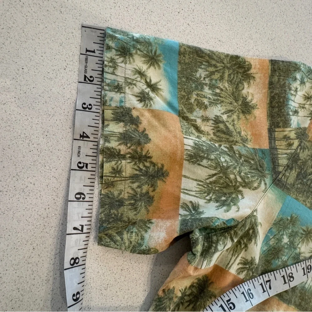 Tori Richard Hawaiian Shirt Tropical Palm Trees Print Size Large Tan Cotton Lawn
